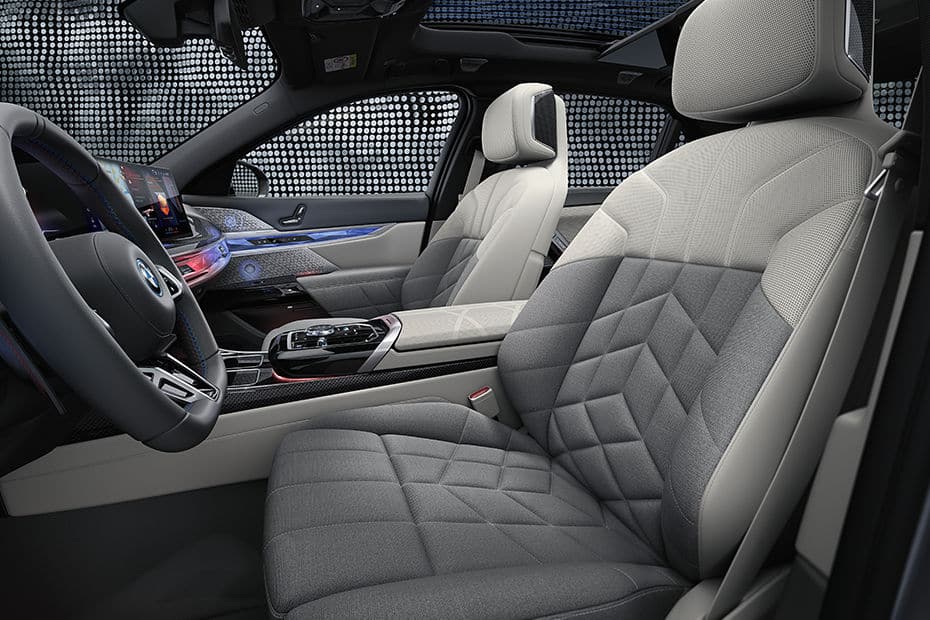 bmw7-img2-gallary
